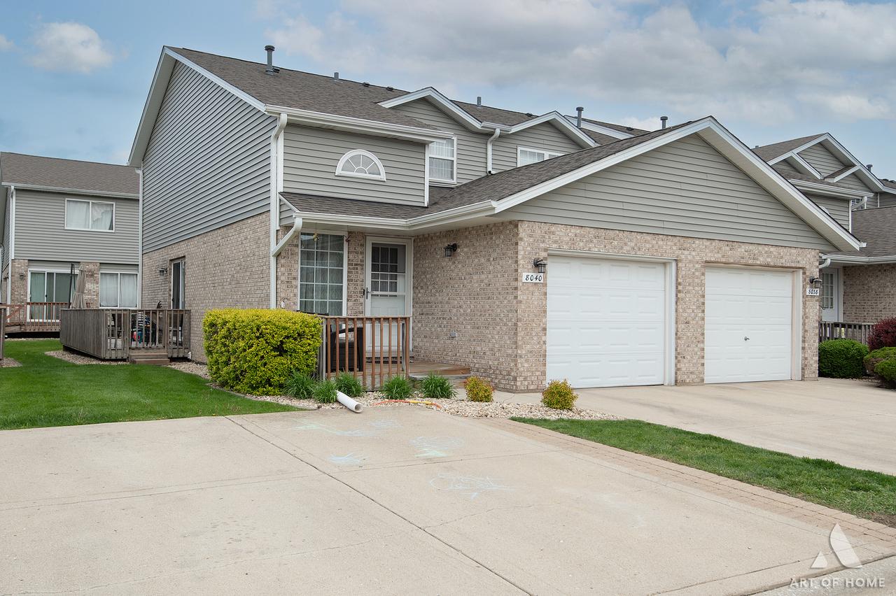 8040 Daniel Dr., Justice, IL 60458