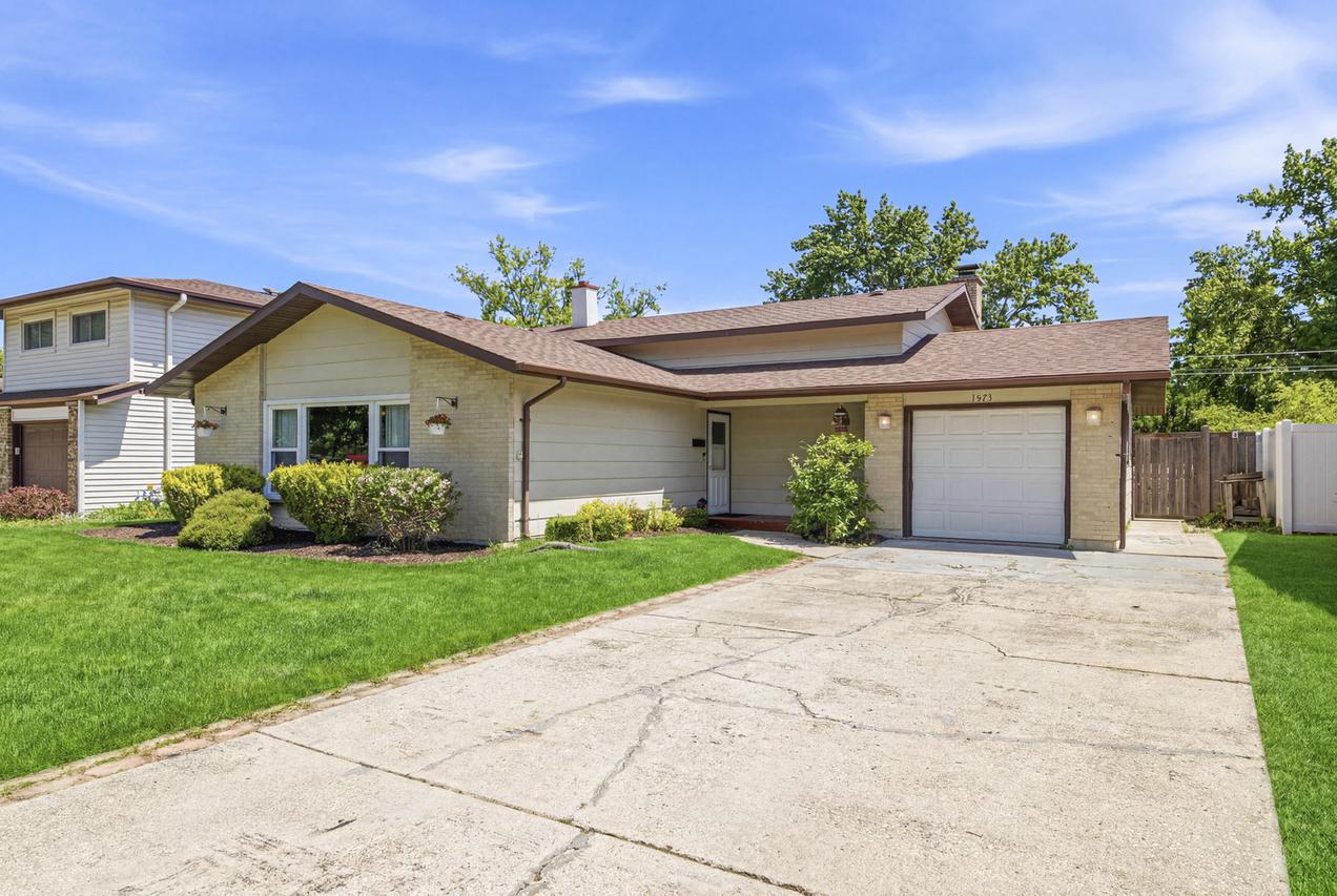 1073 S Finley Rd., Lombard, IL 60148