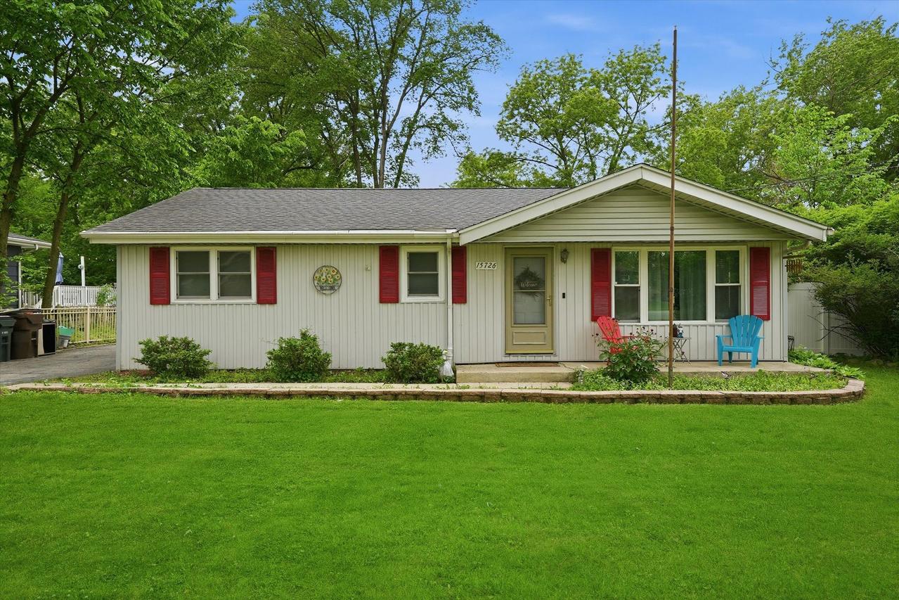 15726 Laramie Ave., Oak Forest, IL 60452