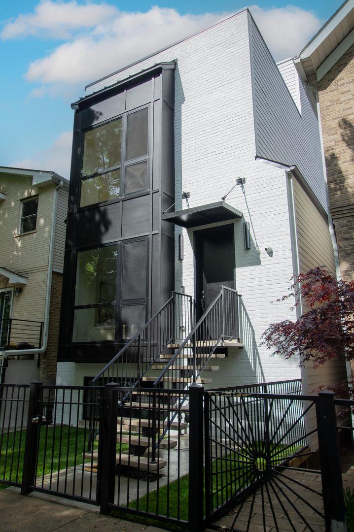 2156 N Claremont St., Chicago, IL 60647