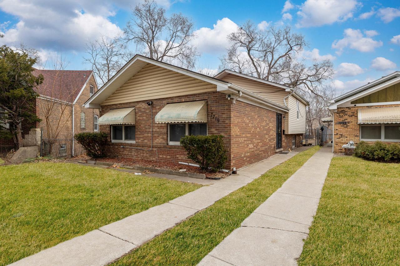 7719 S Merrill Ave., Chicago, IL 60649