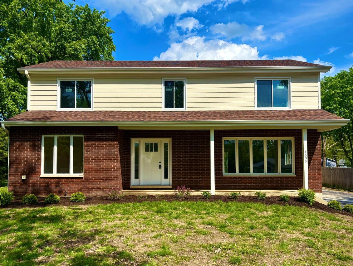 4505 Winchester Ave., Lisle, IL 60532