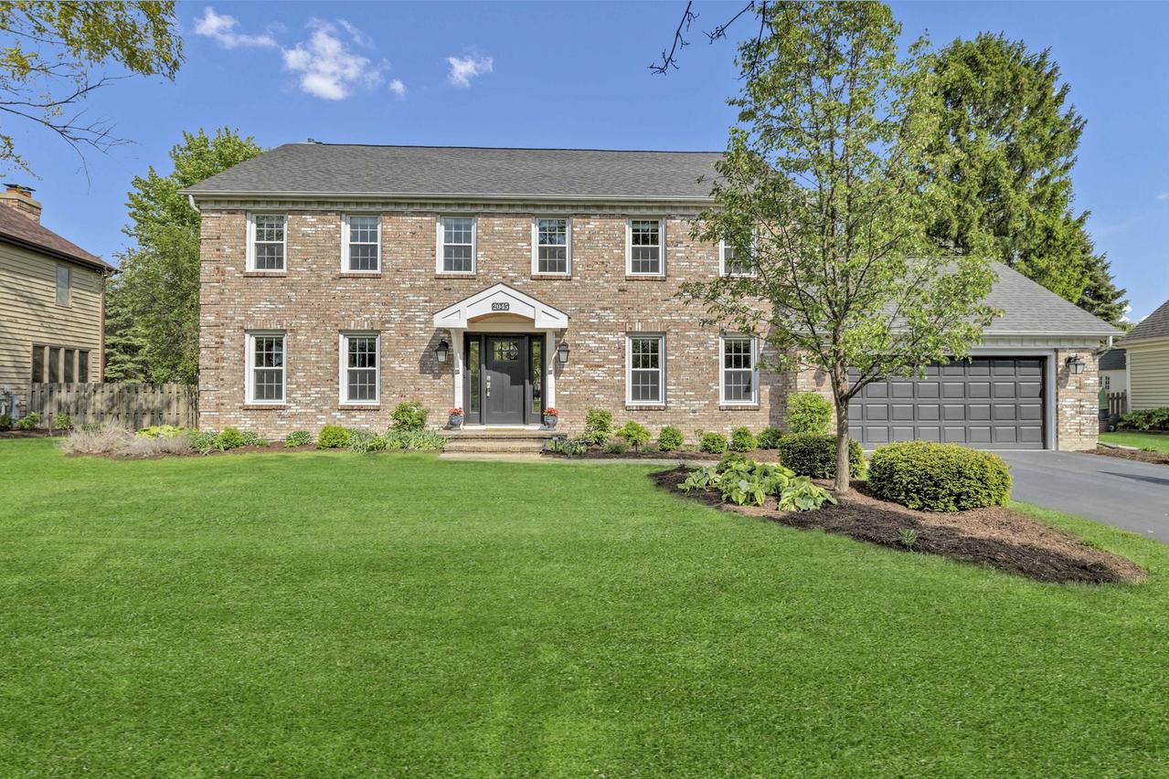 2045 Somerset Ln., Wheaton, IL 60189
