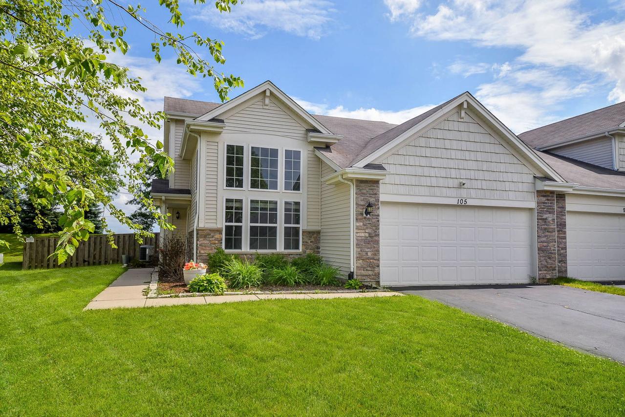 105 Catamaran Cir., Pingree Grove, IL 60140