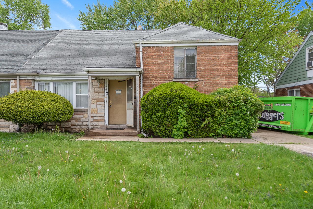 9611 S Oglesby Ave., Chicago, IL 60617