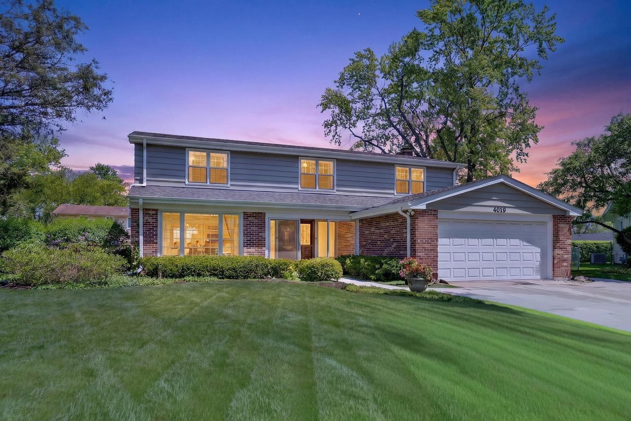 4019 Crestwood Dr., Northbrook, IL 60062