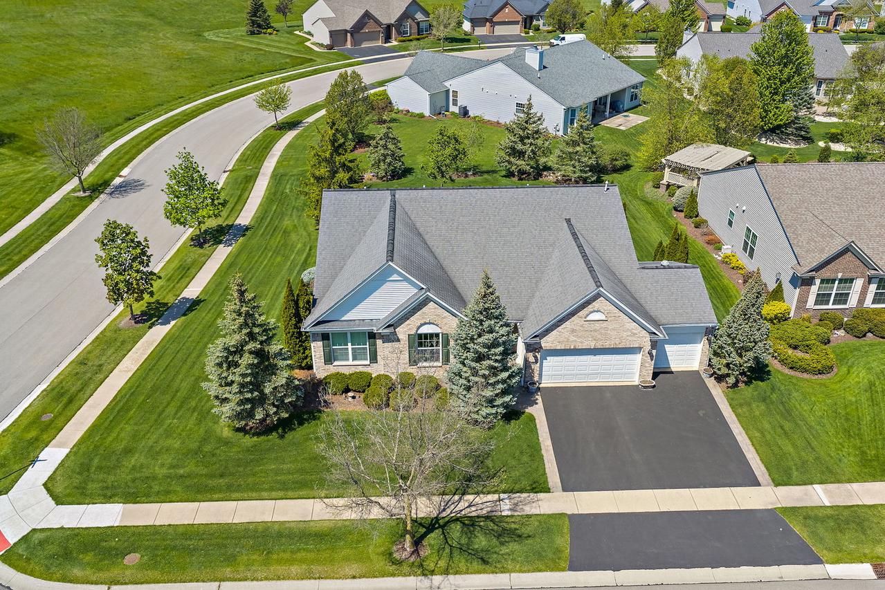 12663 Bluebell Ave., Huntley, IL 60142