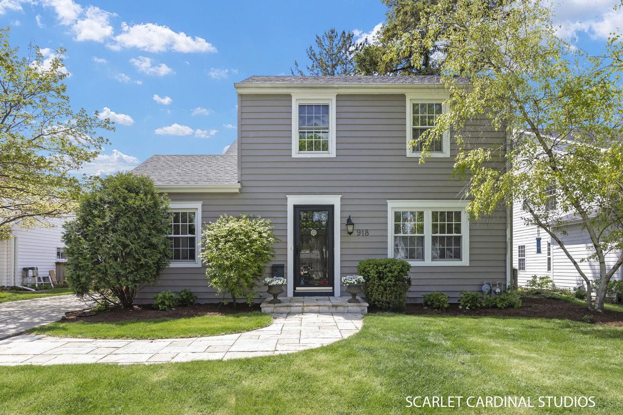 918 Cherry St., Wheaton, IL 60187