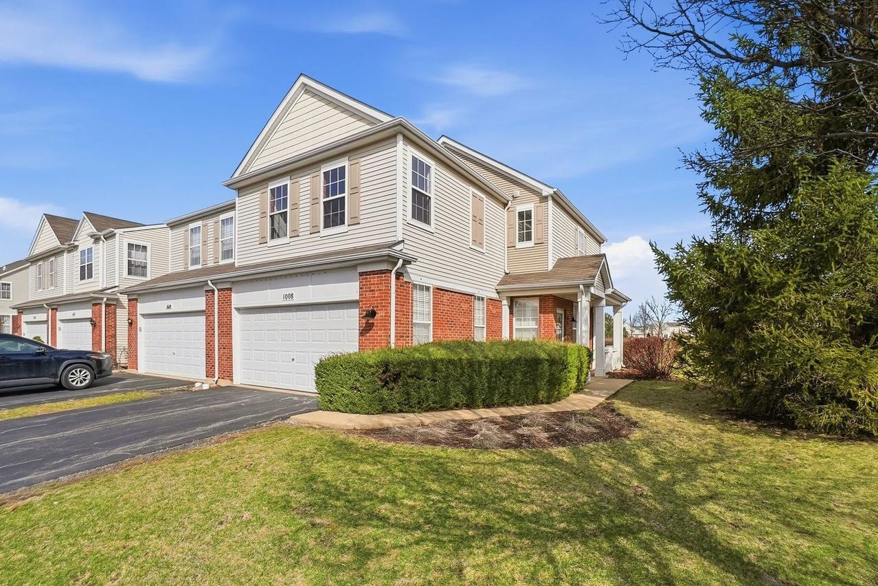 1008 Heron Cir. #1, Joliet, IL 60431
