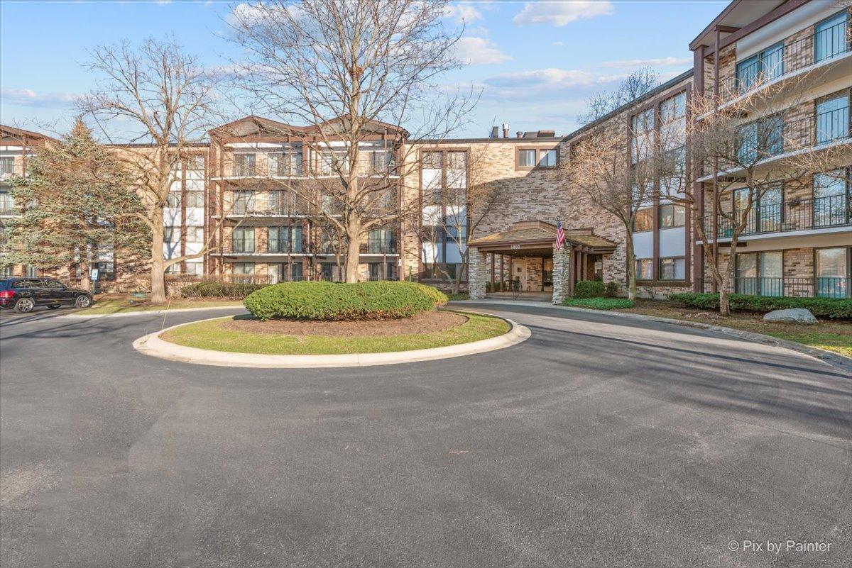 1400 N Yarmouth Pl. #416, Mount Prospect, IL 60056