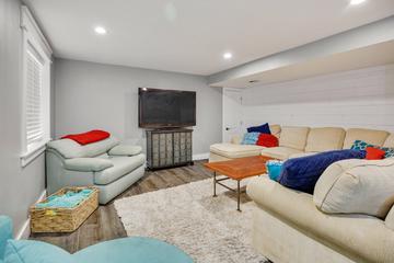 1387 Baroque Ave., Volo, IL 60073