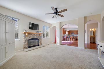 1387 Baroque Ave., Volo, IL 60073