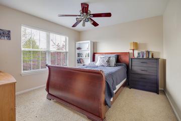 1387 Baroque Ave., Volo, IL 60073