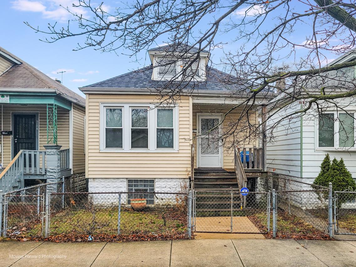 7140 S Winchester Ave., Chicago, IL 60636