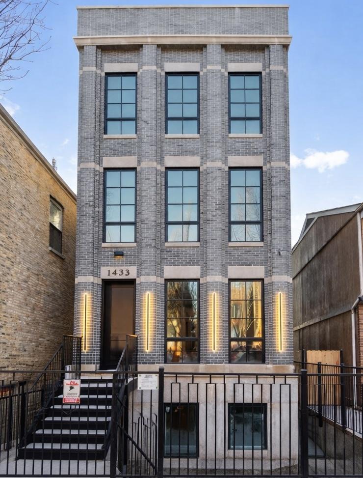 1433 W Cortez St. #3, Chicago, IL 60622