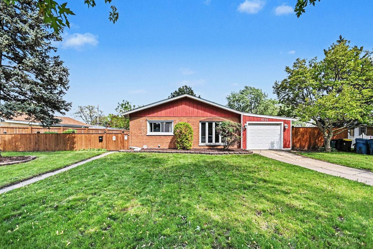11725 S Keeler Ave., Alsip, IL 60803