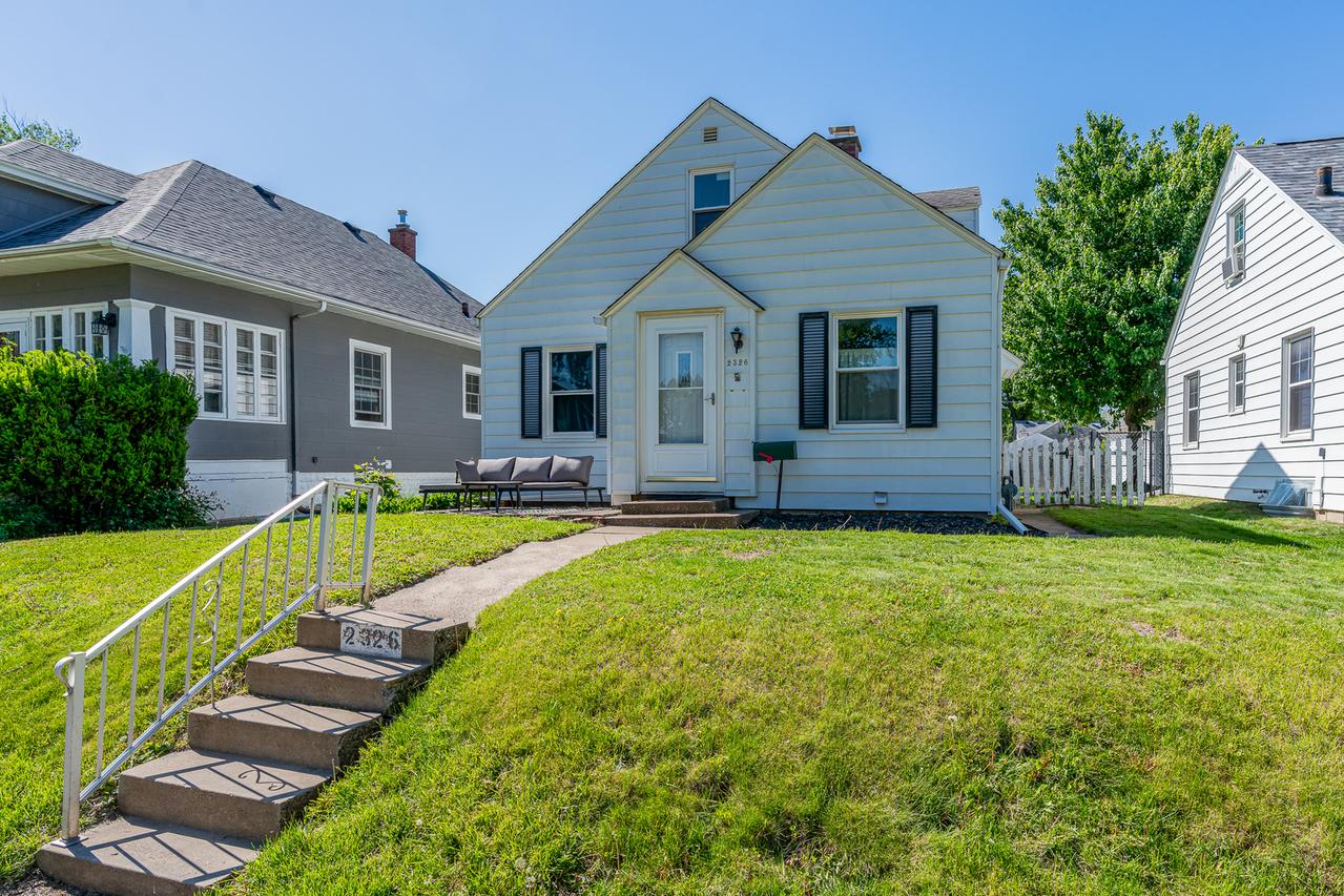 2326 18th Avenue A Ave., Moline, IL 61265