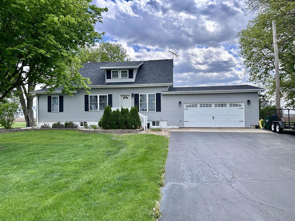 31769 E Thome Rd., Rock Falls, IL 61071