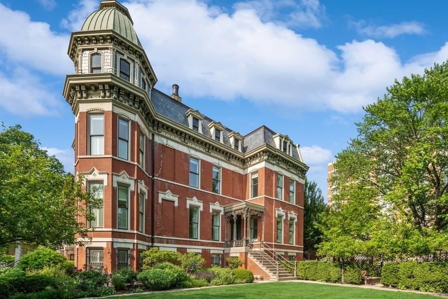 1407 N Hoyne Ave., Chicago, IL 60622