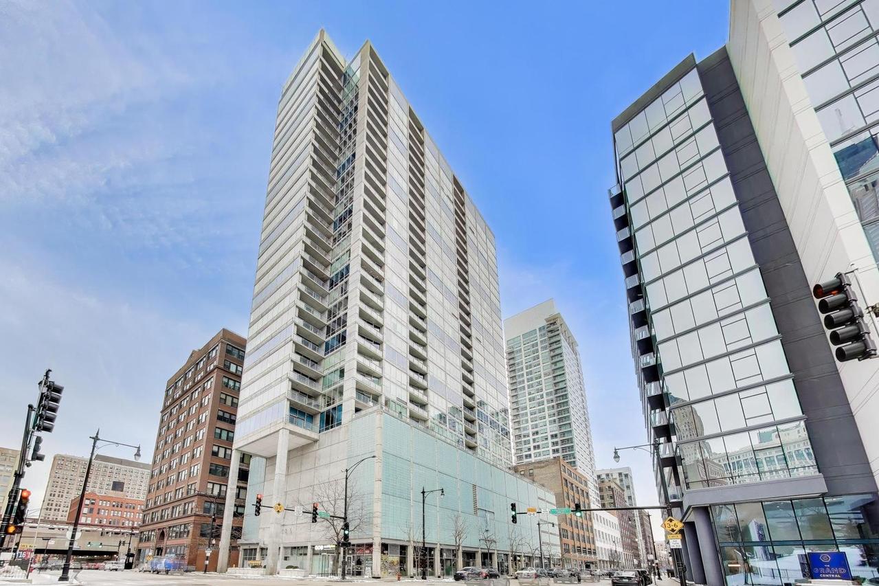 611 S Wells St. #2204, Chicago, IL 60607