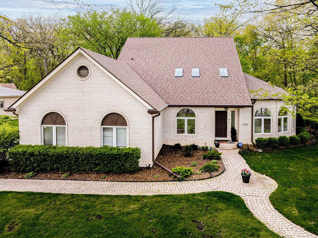 3208 E Buried Oak Dr., Crete, IL 60417