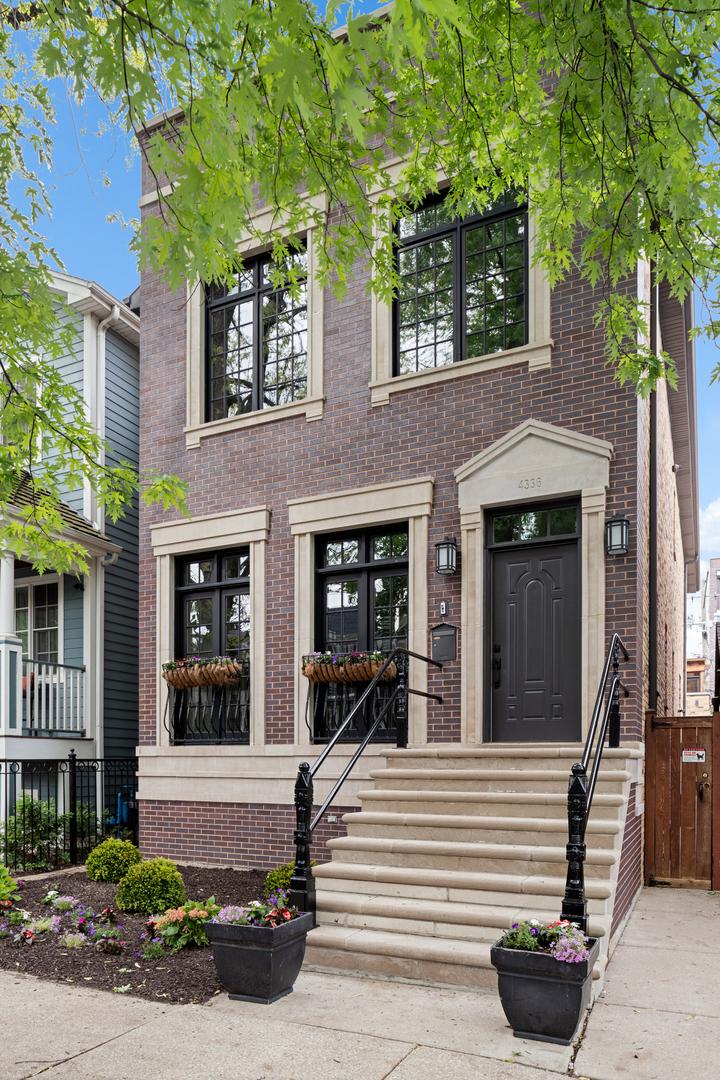 4336 N Claremont Ave., Chicago, IL 60618