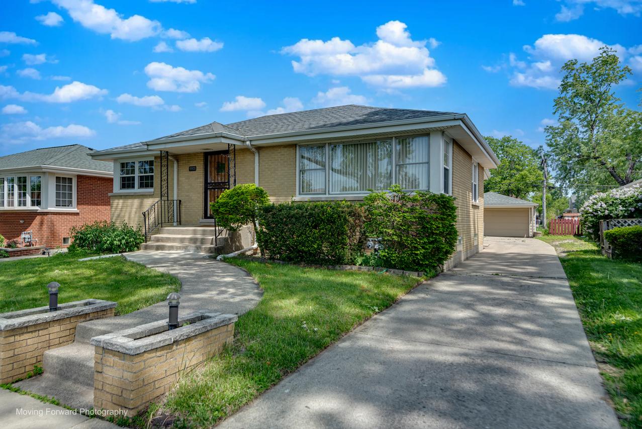 1143 Arthur Ave., Berkeley, IL 60163