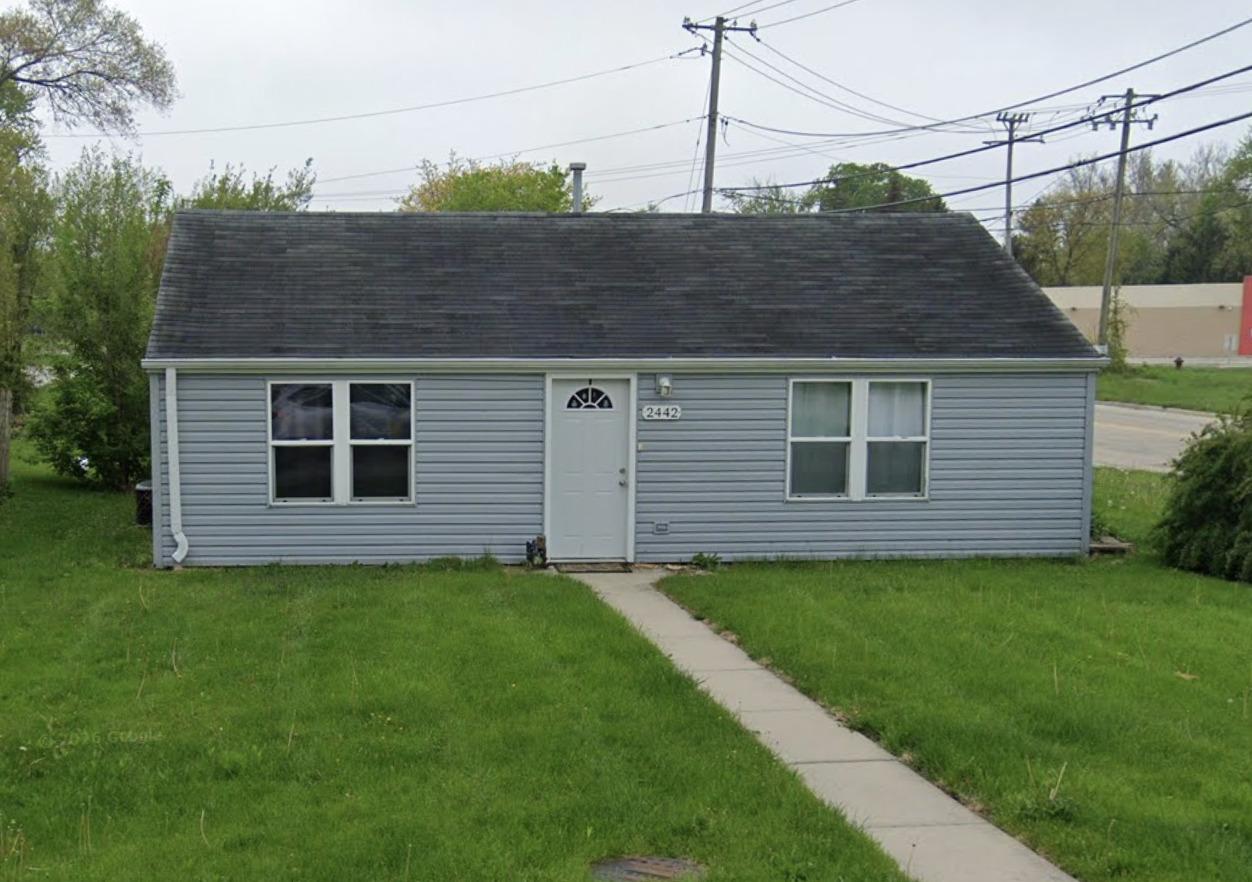 2442 Burbank St., Joliet, IL 60435