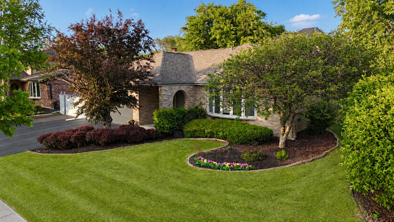 13853 Logan Dr., Orland Park, IL 60467