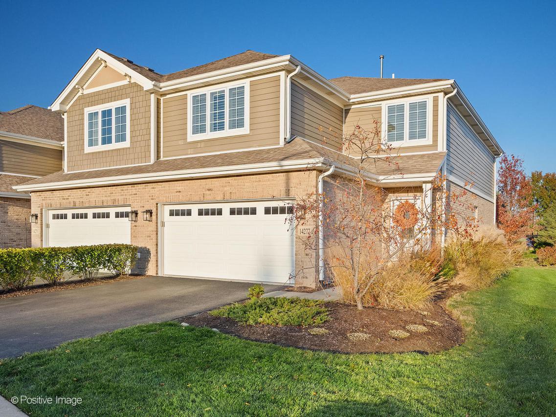 14277 Lacey Dr., Lemont, IL 60439