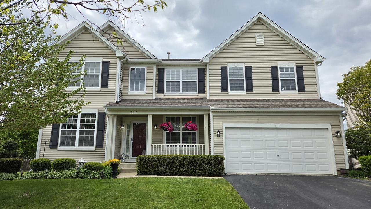 2560 W Sprce Dr., Round Lake, IL 60073