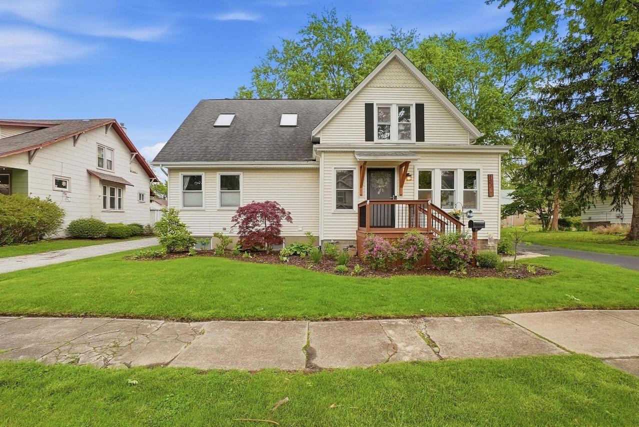 18347 Morris Ave., Homewood, IL 60430