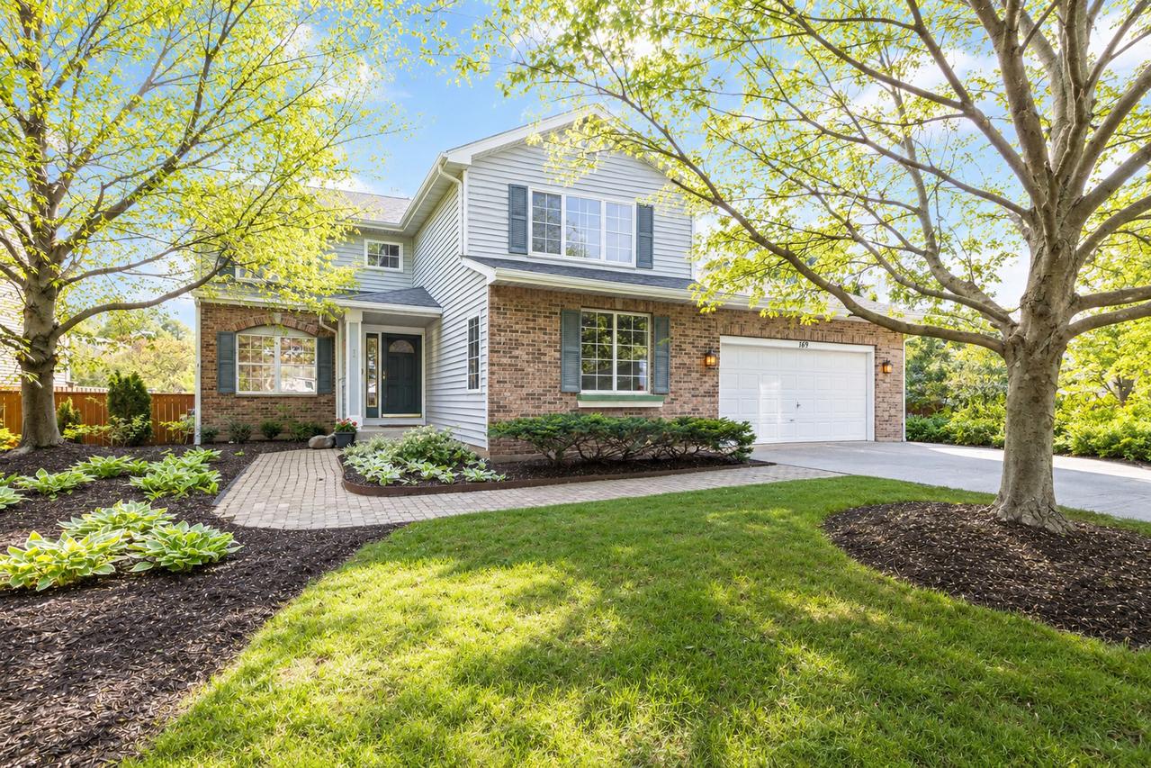 169 Woodlet Ln., Bolingbrook, IL 60490