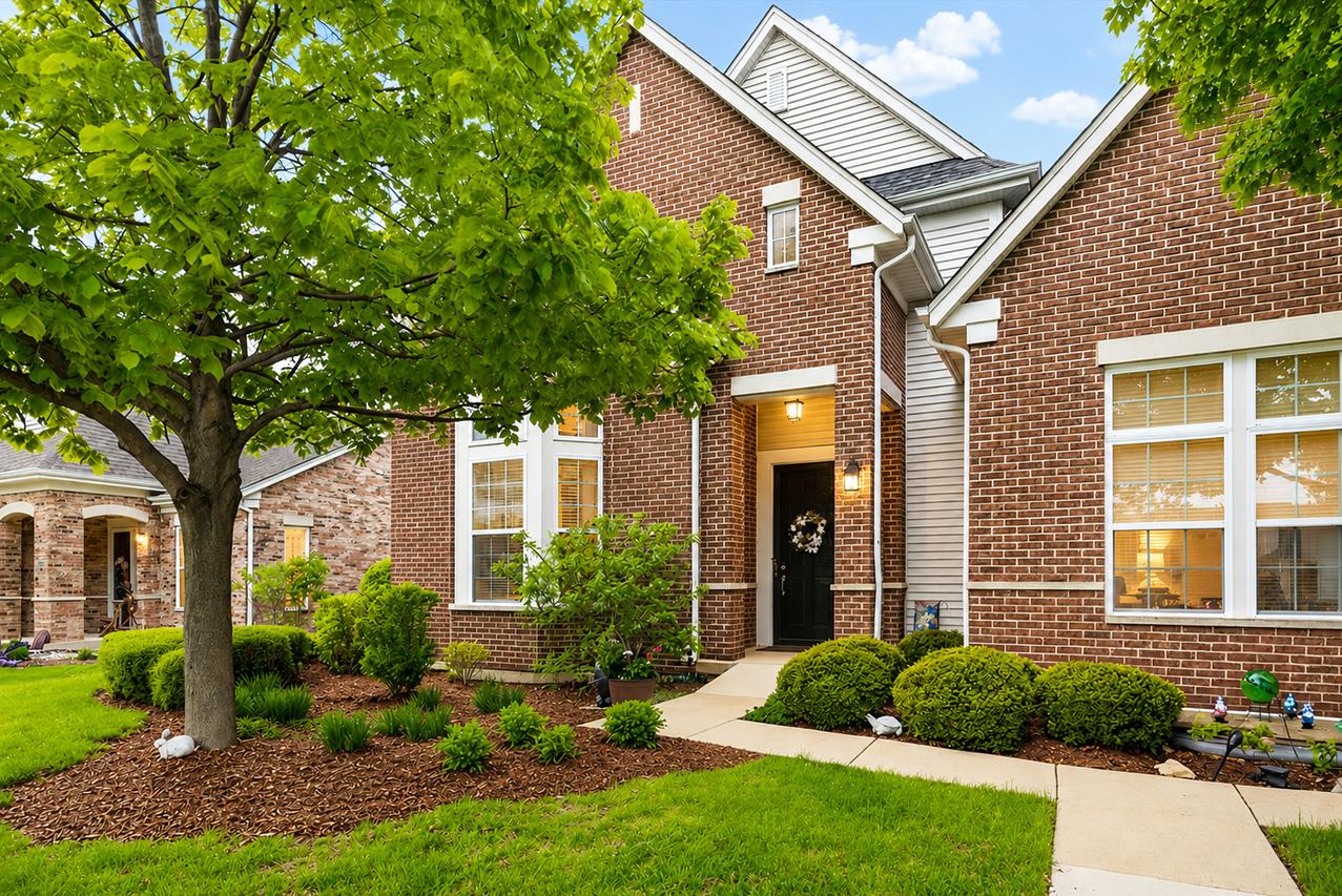 2630 Camberley Cir., Naperville, IL 60564