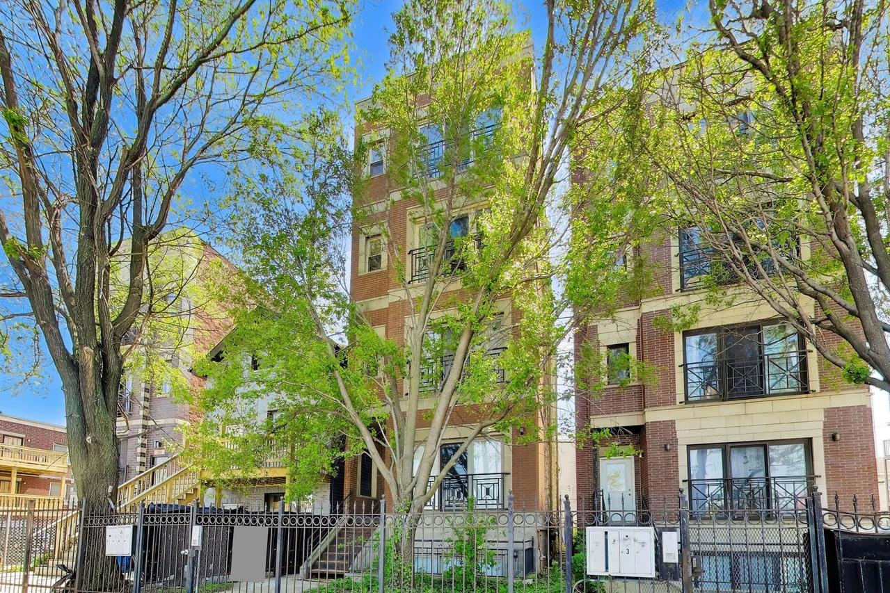 2519 W Congress Pkwy. #3, Chicago, IL 60612