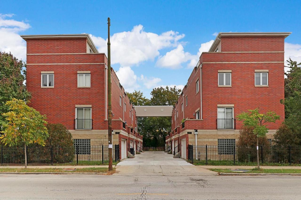 4549 N Central Ave. #8, Chicago, IL 60630