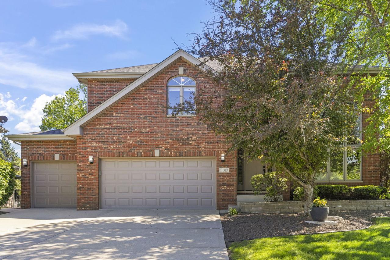 11019 Shenandoah Dr., Orland Park, IL 60467