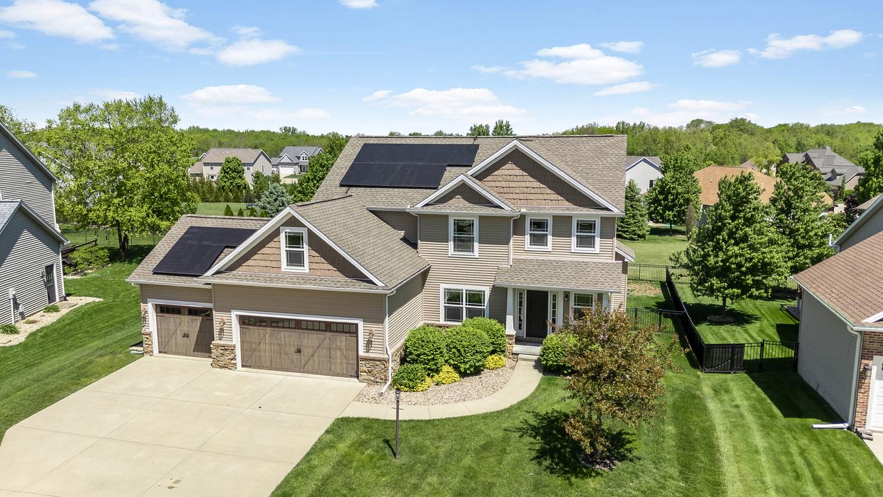 1208 White Oak Rd., Mahomet, IL 61853
