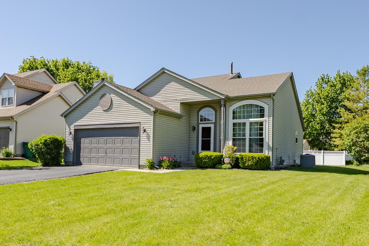 24104 Primrose Cir., Plainfield, IL 60585