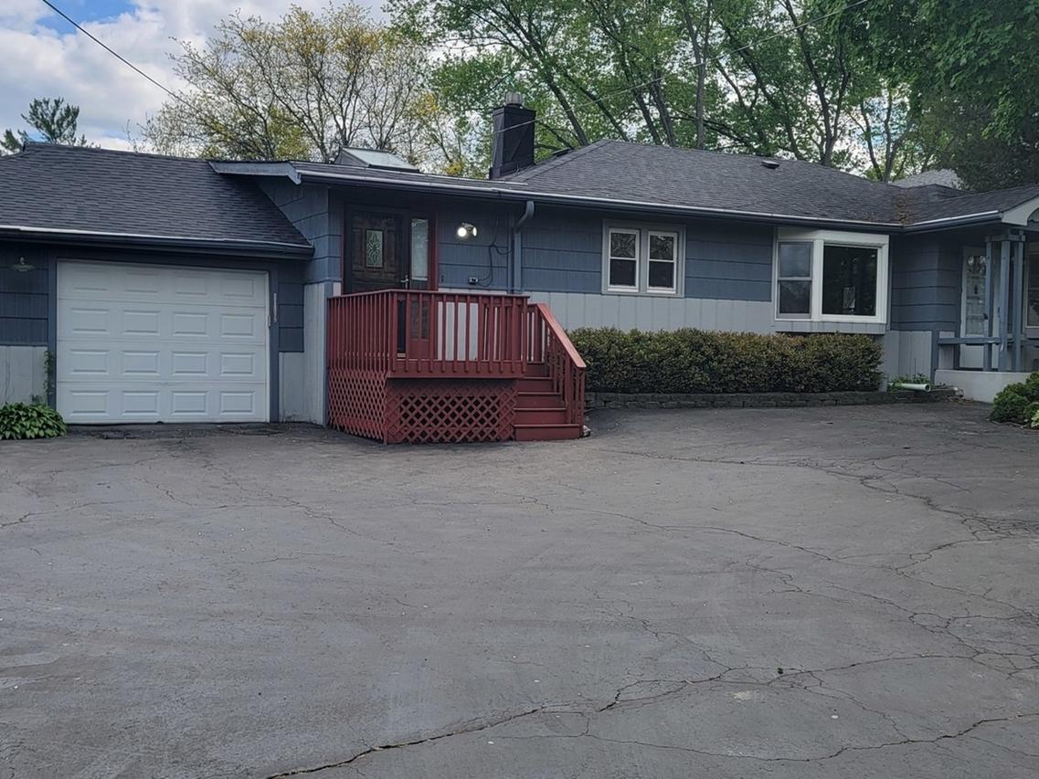 24049 W Grass Lake Rd., Antioch, IL 60002