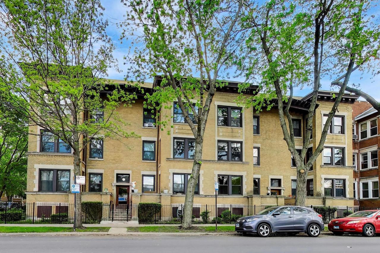 1231 E 53rd St. #1, Chicago, IL 60615