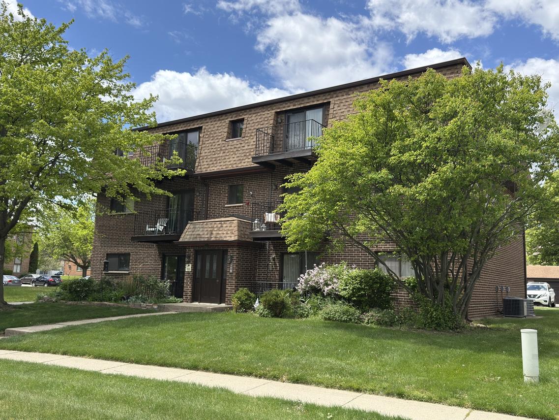 1578 Liberty Dr. #3S, Glendale Heights, IL 60139