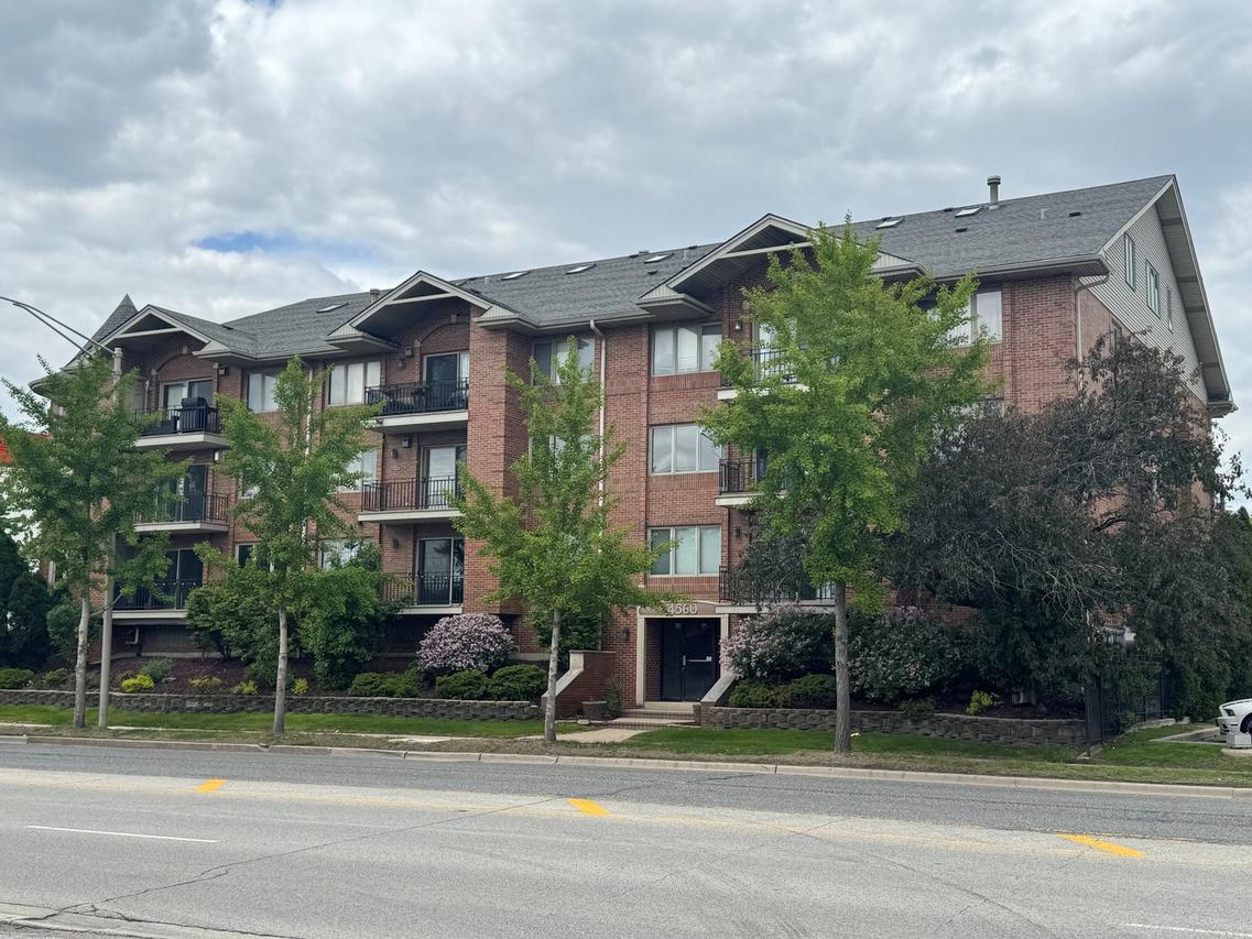 9201 S Kenton Ave. #5B, Oak Lawn, IL 60453
