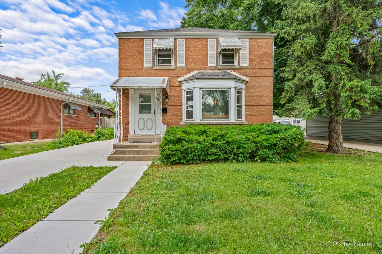 143 N Center St., Bensenville, IL 60106