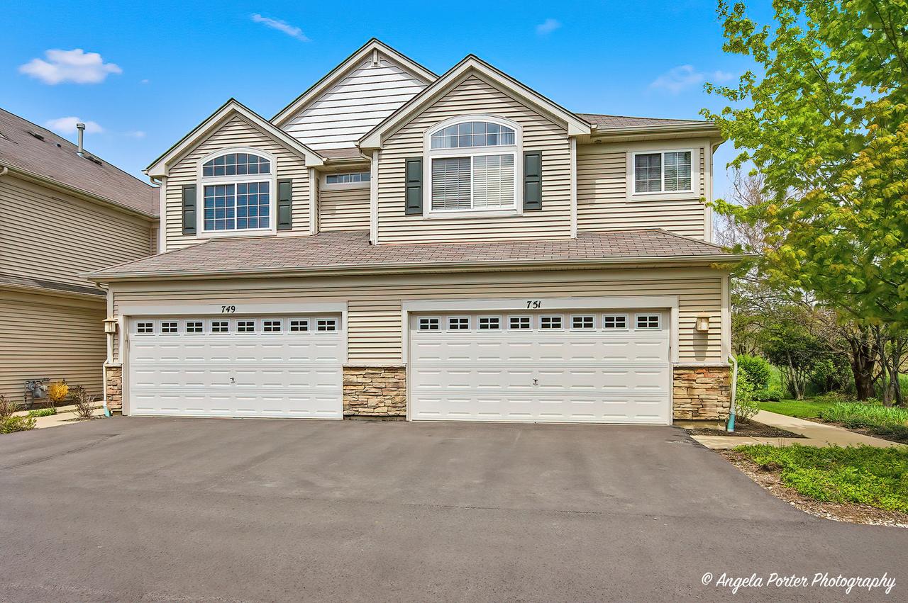 751 S Jade Ln., Round Lake, IL 60073