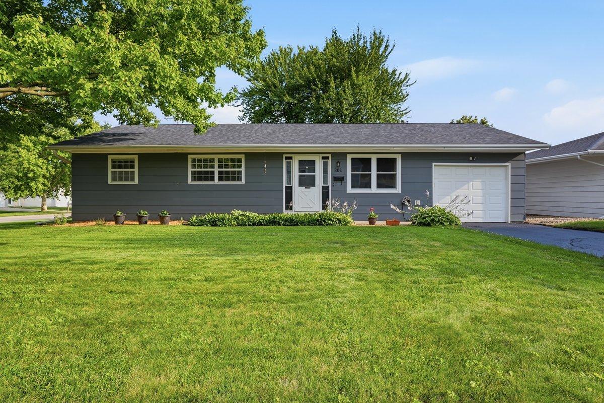301 Martin St., Normal, IL 61761