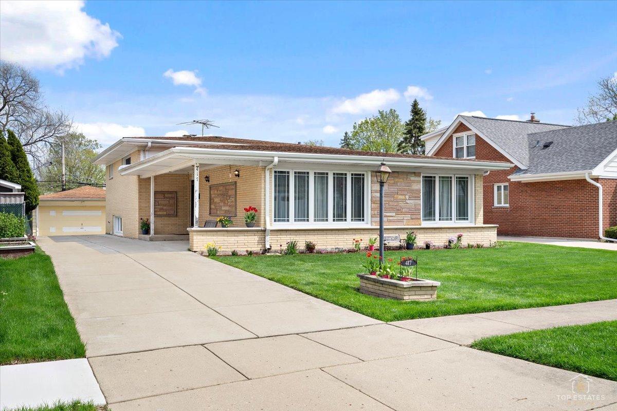 417 N Prospect Manor Ave., Mount Prospect, IL 60056