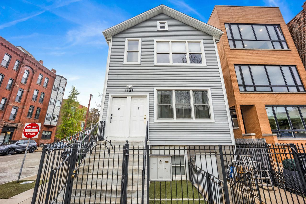 1326 W Ohio St., Chicago, IL 60642