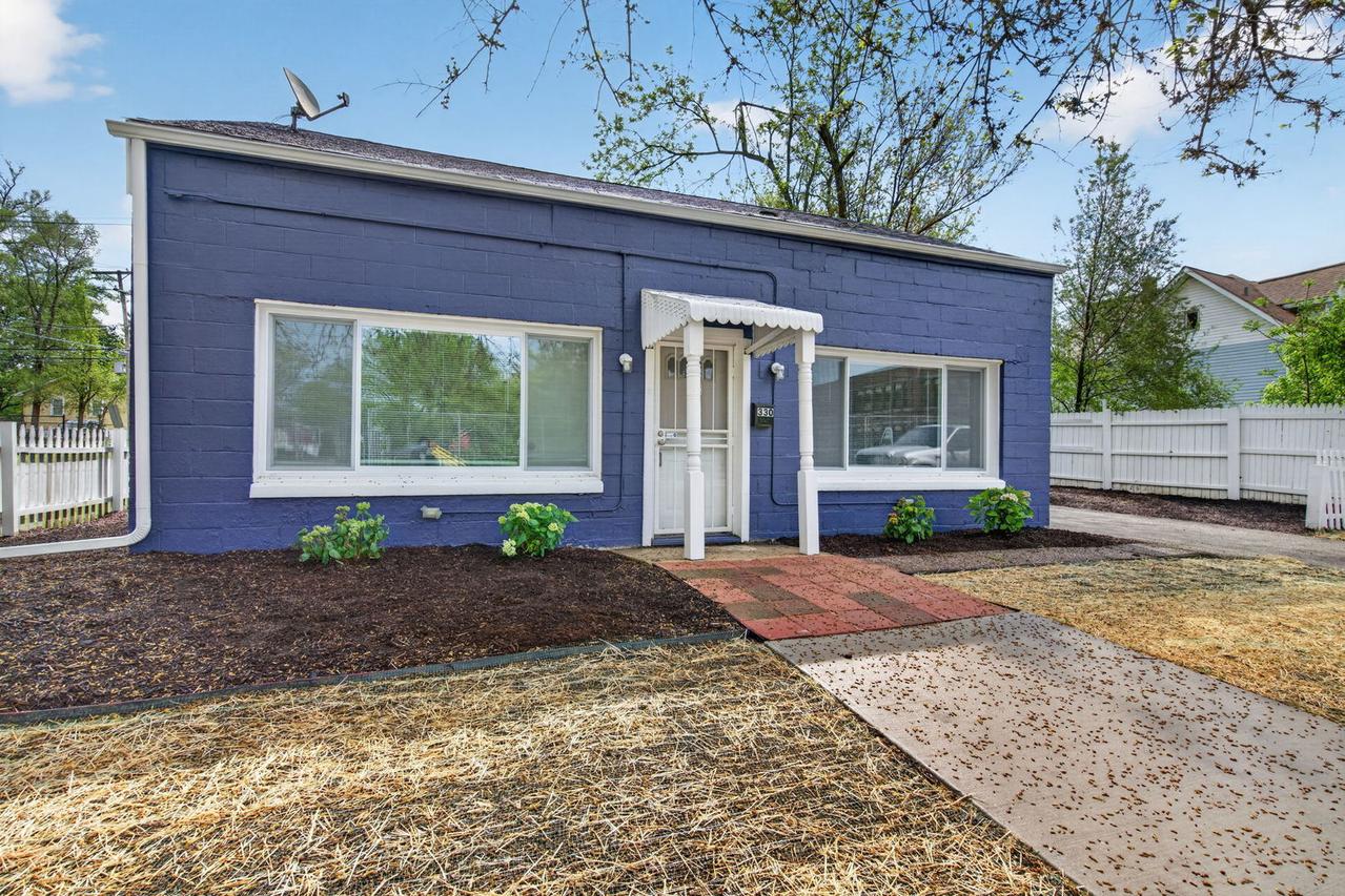 330 Harwood St., Joliet, IL 60432