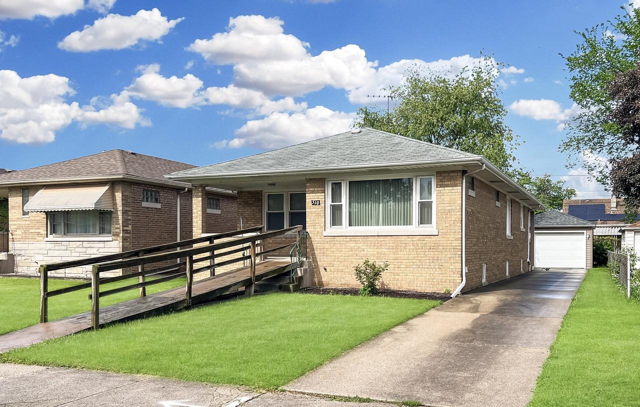 510 Price Ave., Calumet City, IL 60409
